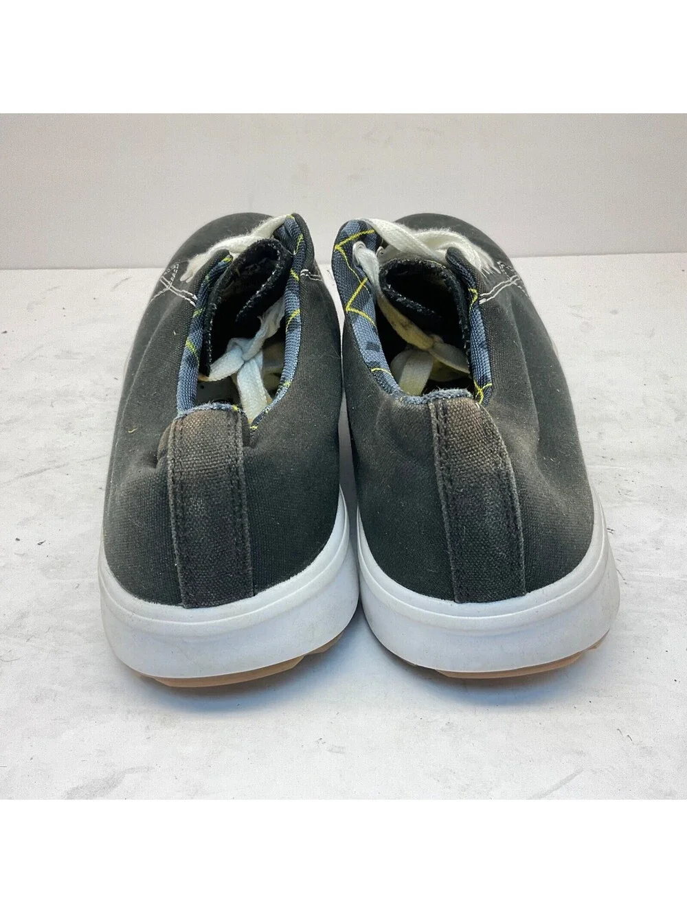 Dakota used shoes
